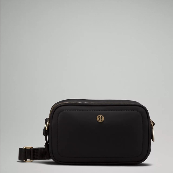 lululemon athletica Handbags - Lululemon Crossbody Camera Bag 2L